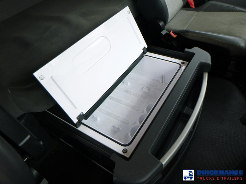 Ťahač Renault T 460 6X2 RHD Euro 6: obrázok 11 Ťahač Renault T 460 6X2 RHD Euro 6: obrázok 11