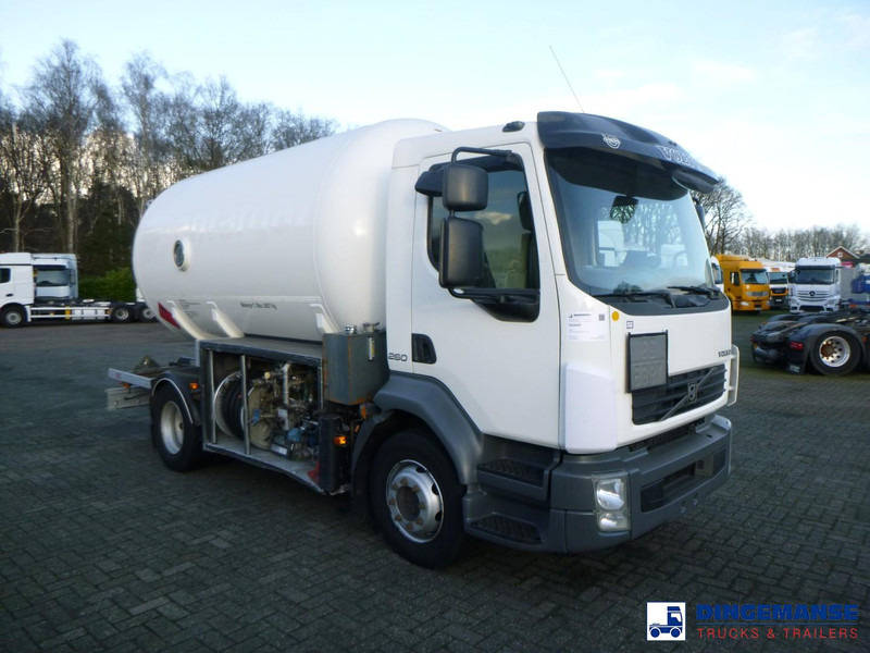 Volvo FL 260 4x2 gas tank 13.9 m3 - Cisternové vozidlo: obrázok 2 Volvo FL 260 4x2 gas tank 13.9 m3 - Cisternové vozidlo: obrázok 2