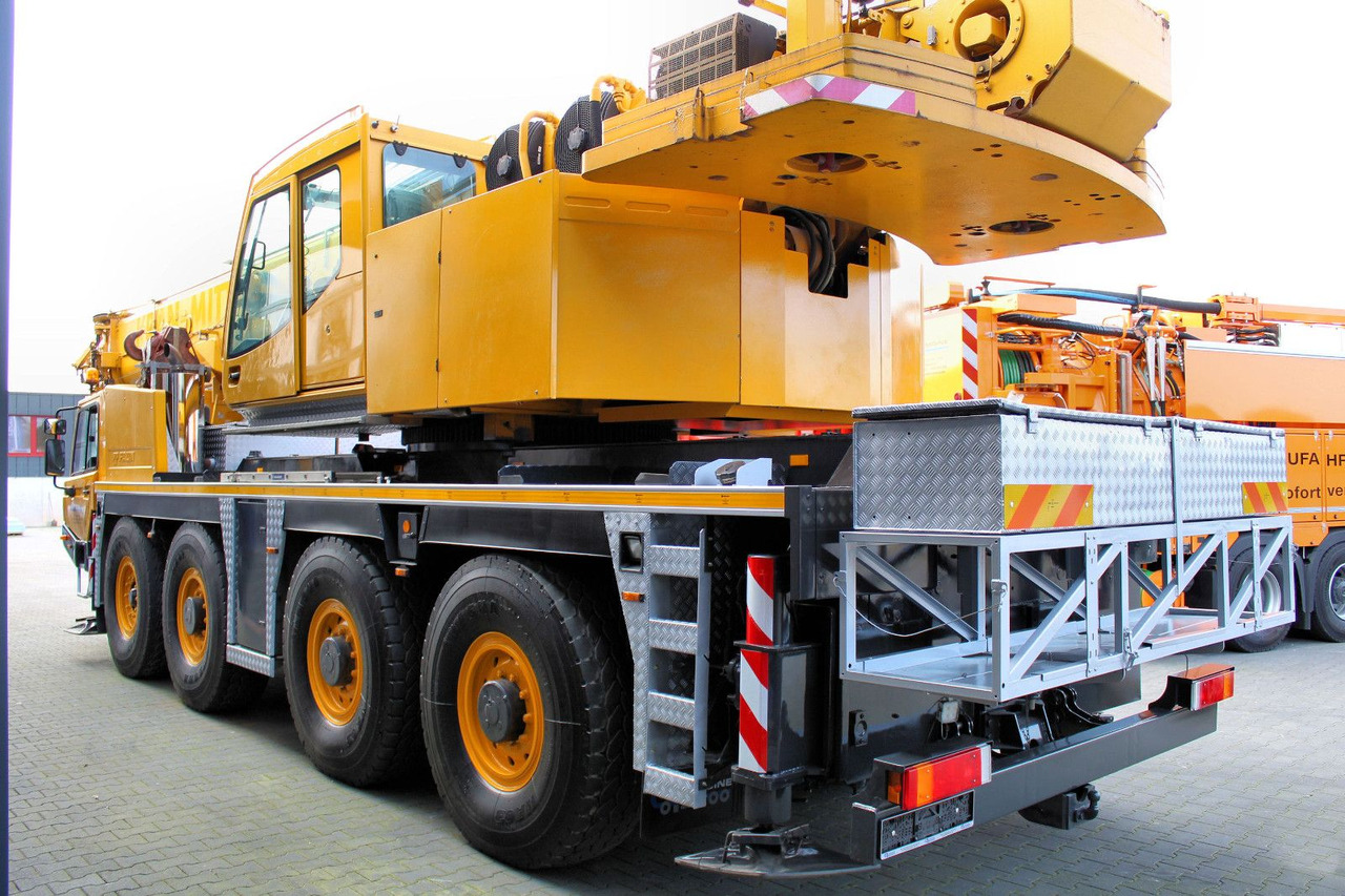 Faun Tadano FAUN ATF 90 G-4 8x6 Autokran + 20 tonnen - Auto s hydraulickou rukou: obrázok 5 Faun Tadano FAUN ATF 90 G-4 8x6 Autokran + 20 tonnen - Auto s hydraulickou rukou: obrázok 5