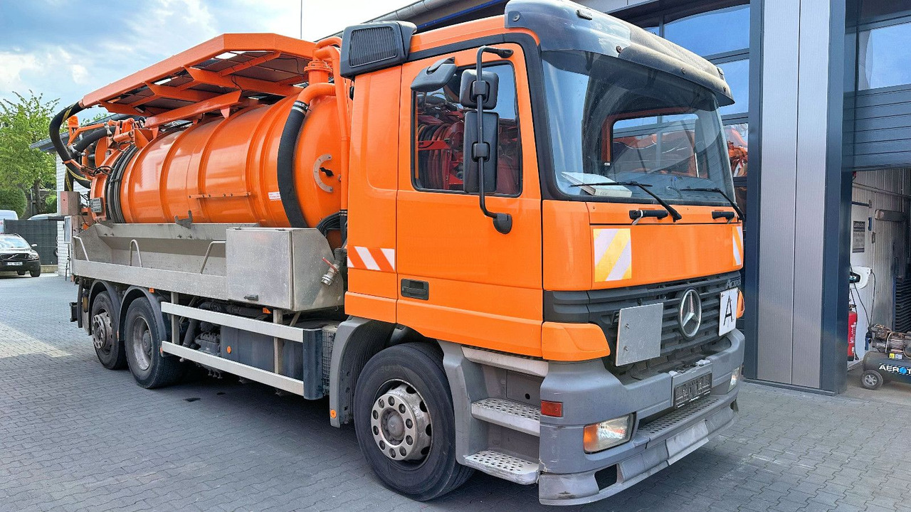 Mercedes-Benz Actros 2540 6x2 Küller/Kroll 13m³ HD-KOMBI - Fekálne vozidlo: obrázok 1 Mercedes-Benz Actros 2540 6x2 Küller/Kroll 13m³ HD-KOMBI - Fekálne vozidlo: obrázok 1