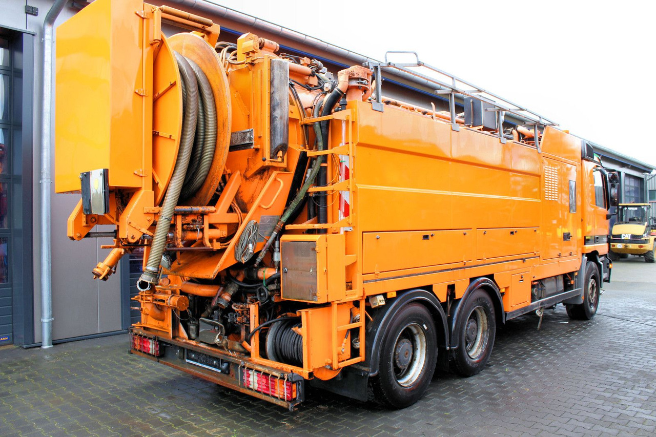 Mercedes-Benz Actros 2653 6x4 V8 Müller 16m³ Saug u.Spül-Kombi - Fekálne vozidlo: obrázok 4 Mercedes-Benz Actros 2653 6x4 V8 Müller 16m³ Saug u.Spül-Kombi - Fekálne vozidlo: obrázok 4