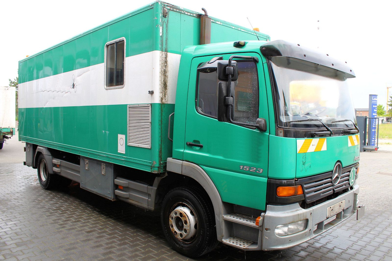 Mercedes-Benz Atego 1523 4x2 Koffer +AHK kein 1517 1518 1528 - Dodávka skriňová nadstavba: obrázok 1 Mercedes-Benz Atego 1523 4x2 Koffer +AHK kein 1517 1518 1528 - Dodávka skriňová nadstavba: obrázok 1