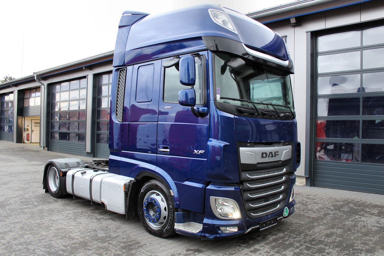 DAF XF 480 FT 4x2 SZM Lowliner !!! TOP !!! - Ťahač: obrázok 2 DAF XF 480 FT 4x2 SZM Lowliner !!! TOP !!! - Ťahač: obrázok 2