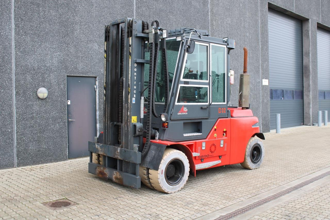 Dantruck 9890GD - Plynový vysokozdvižný vozík: obrázok 2 Dantruck 9890GD - Plynový vysokozdvižný vozík: obrázok 2
