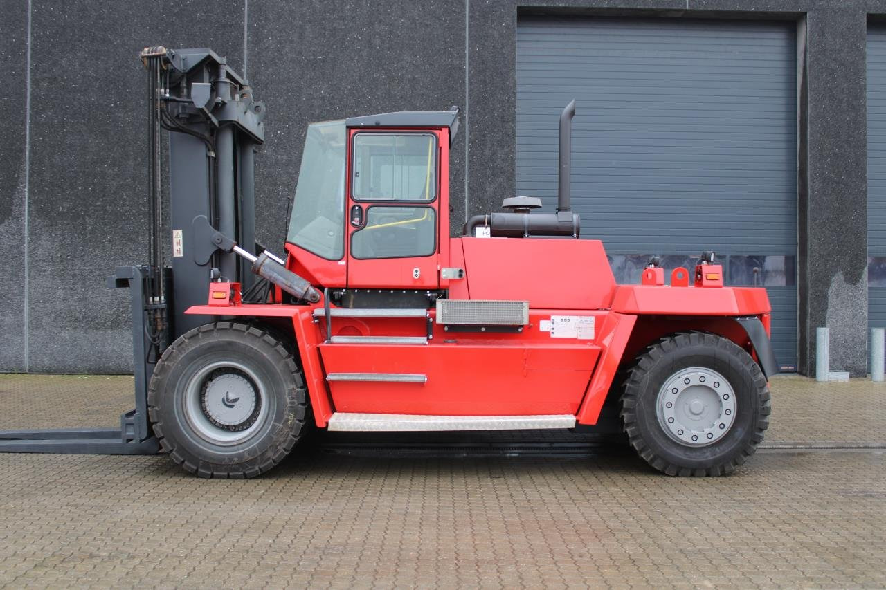 Kalmar DCD200-12LB - Dieselový vysokozdvižný vozík: obrázok 1 Kalmar DCD200-12LB - Dieselový vysokozdvižný vozík: obrázok 1
