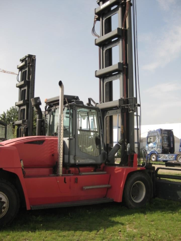 Kalmar DCG160-12 - Dieselový vysokozdvižný vozík: obrázok 1 Kalmar DCG160-12 - Dieselový vysokozdvižný vozík: obrázok 1