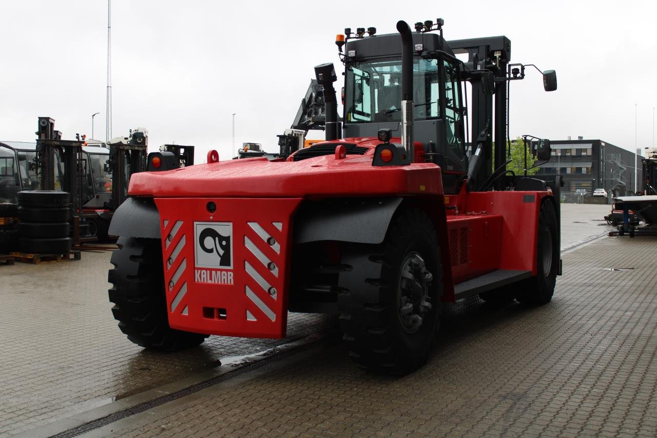 Kalmar DCG330-12LB - Prekladač kontajnerov: obrázok 3 Kalmar DCG330-12LB - Prekladač kontajnerov: obrázok 3