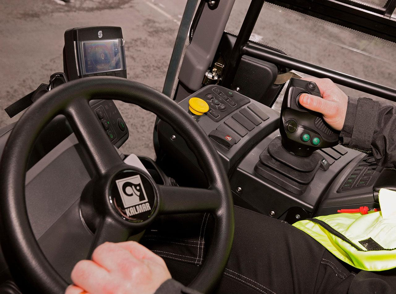 Kalmar DRG450-65S5XE - Ramenový prekladač: obrázok 4 Kalmar DRG450-65S5XE - Ramenový prekladač: obrázok 4