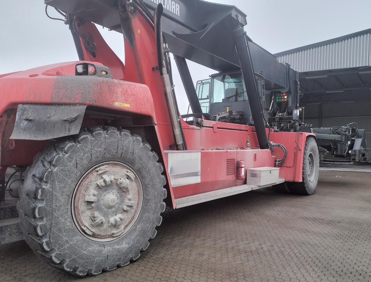 Kalmar DRG450-75C5XS - Ramenový prekladač: obrázok 3 Kalmar DRG450-75C5XS - Ramenový prekladač: obrázok 3