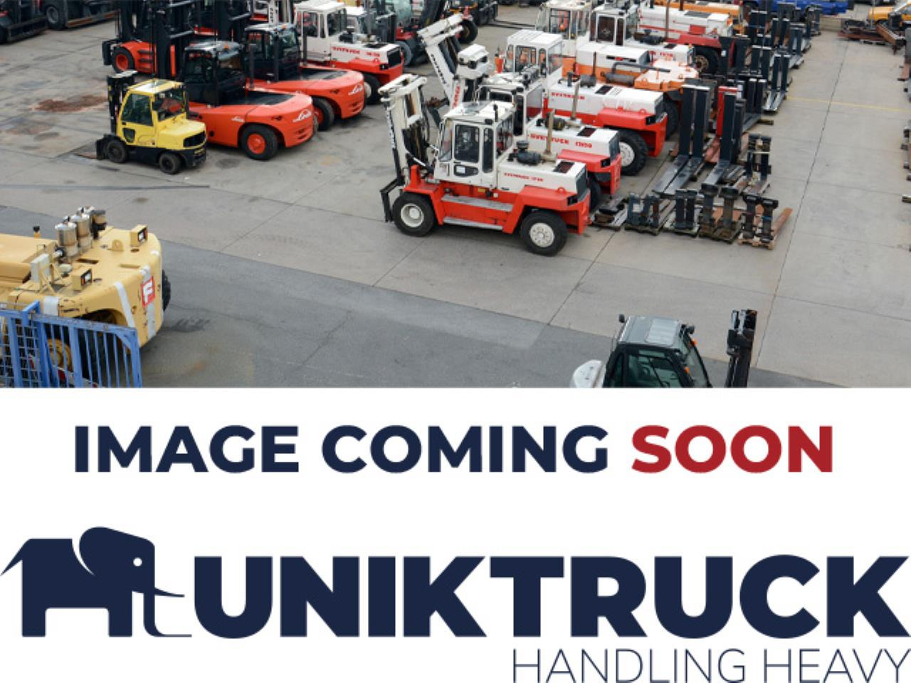 MOL RM255 4X4 - Terminálový ťahač: obrázok 1 MOL RM255 4X4 - Terminálový ťahač: obrázok 1