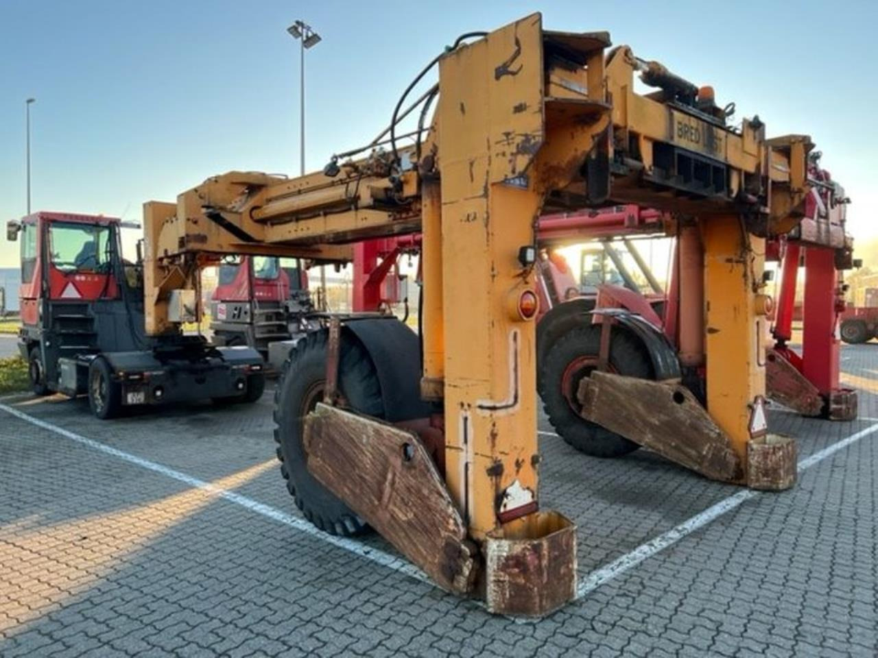 SISU 20-40” - Prístavné zariadenie: obrázok 3 SISU 20-40” - Prístavné zariadenie: obrázok 3