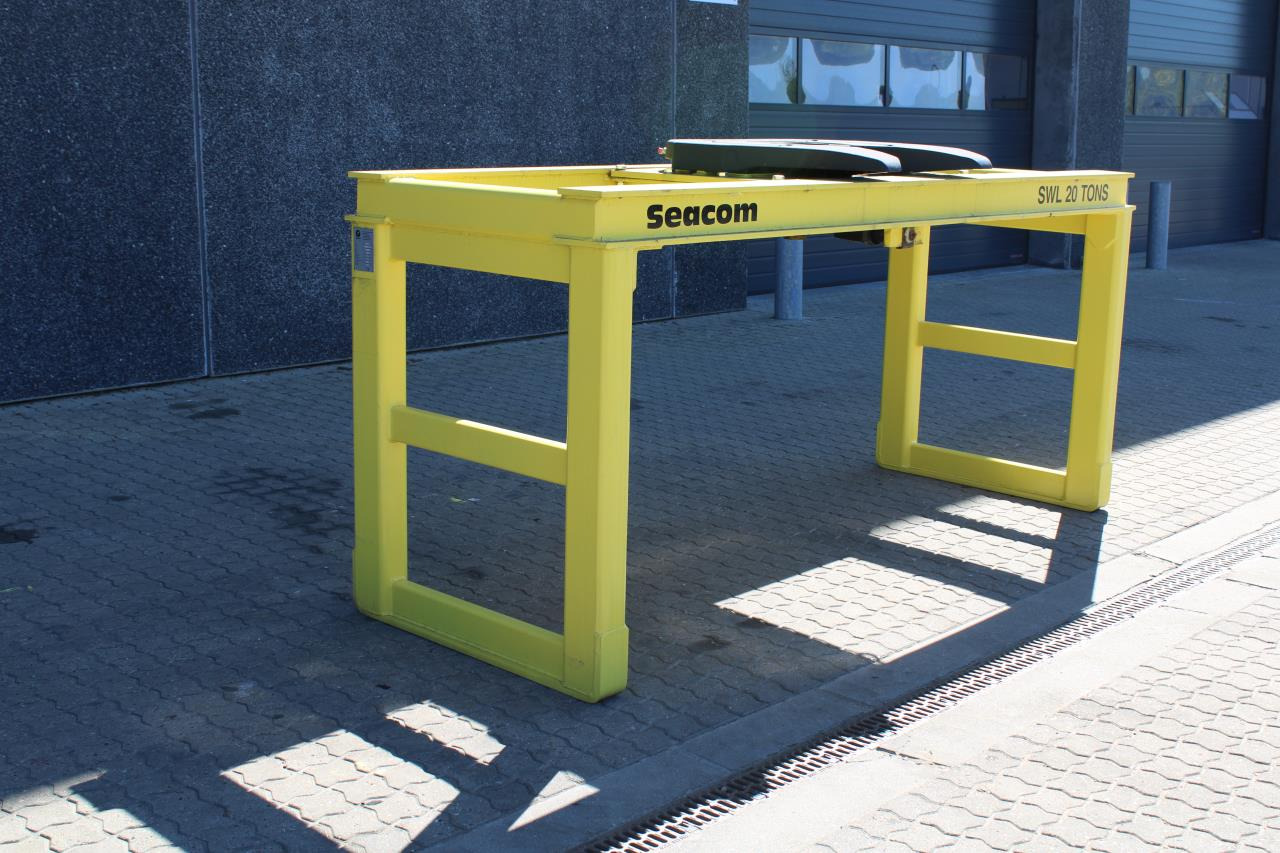 Seacom TRESTLE 20T - Prístavné zariadenie: obrázok 2 Seacom TRESTLE 20T - Prístavné zariadenie: obrázok 2