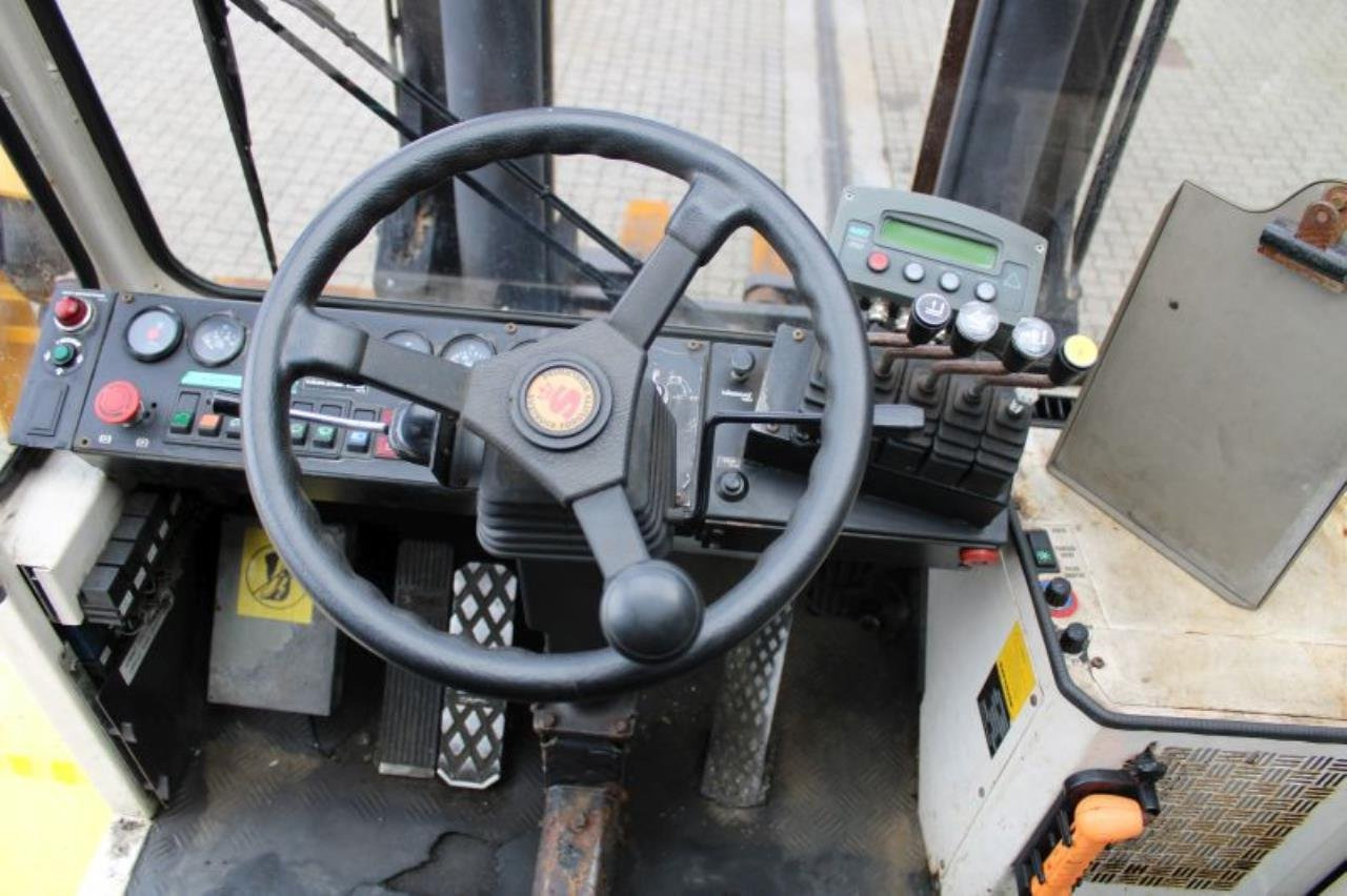SveTruck 15120-35 - Dieselový vysokozdvižný vozík: obrázok 4 SveTruck 15120-35 - Dieselový vysokozdvižný vozík: obrázok 4