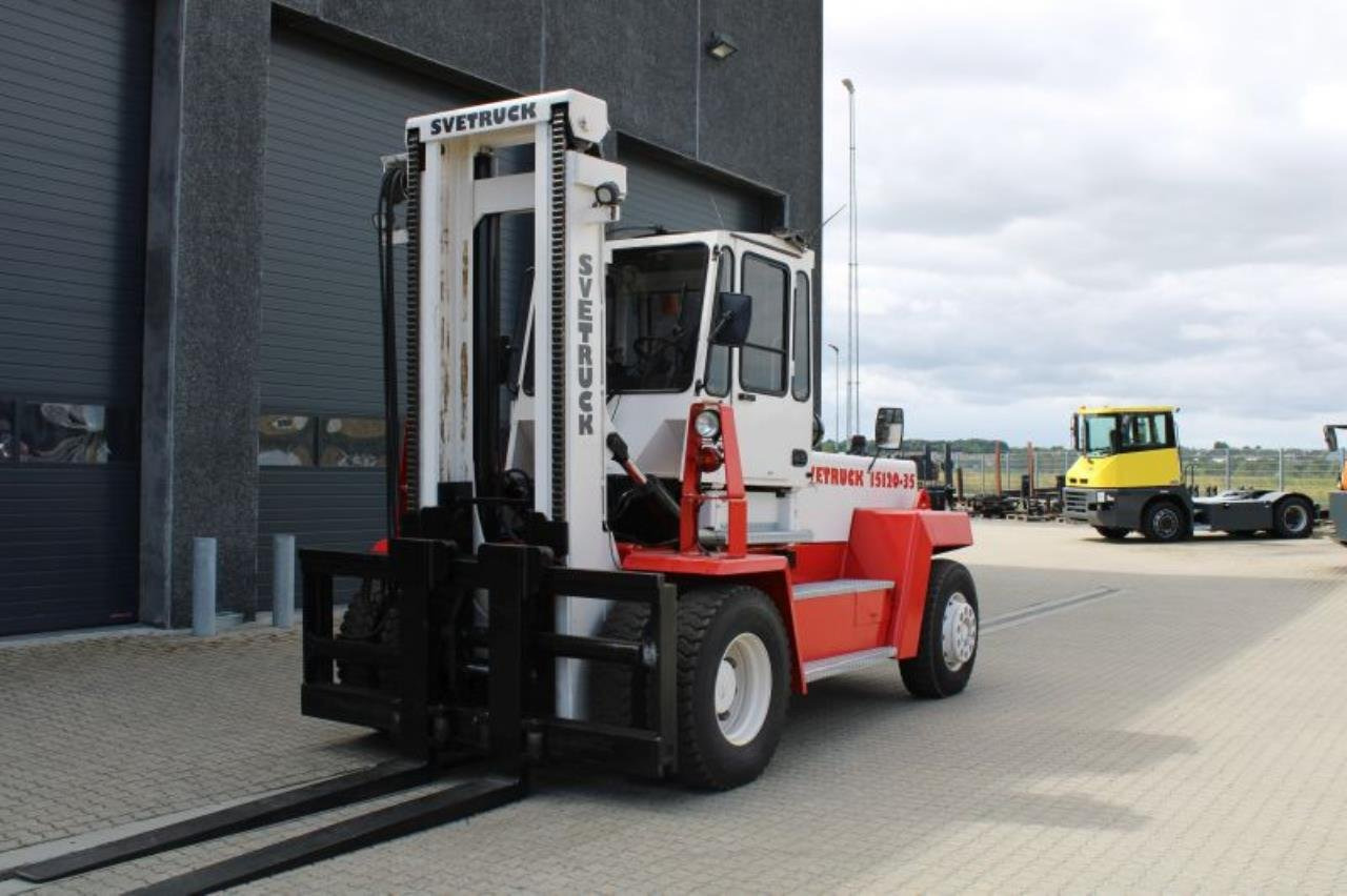 SveTruck 15120-35 - Dieselový vysokozdvižný vozík: obrázok 2 SveTruck 15120-35 - Dieselový vysokozdvižný vozík: obrázok 2