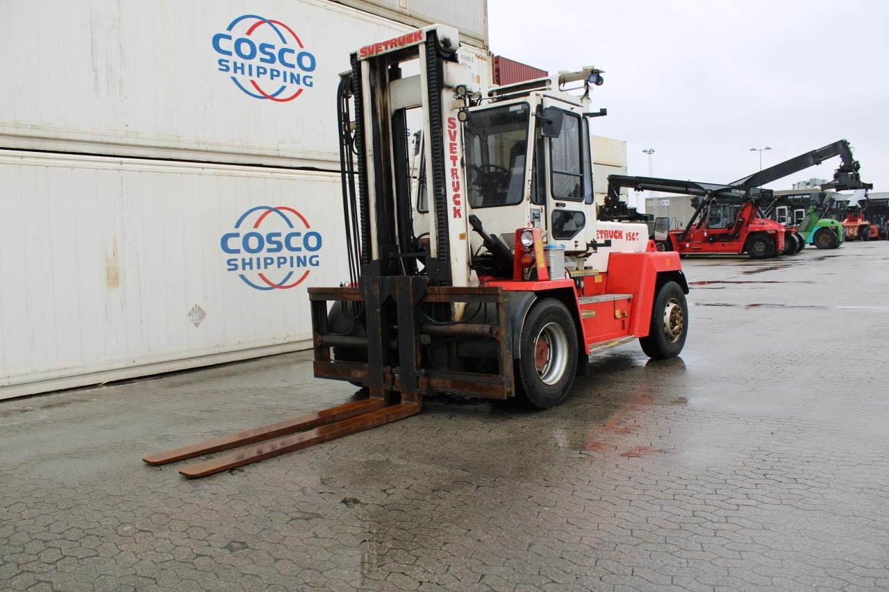SveTruck 1560 - Dieselový vysokozdvižný vozík: obrázok 2 SveTruck 1560 - Dieselový vysokozdvižný vozík: obrázok 2
