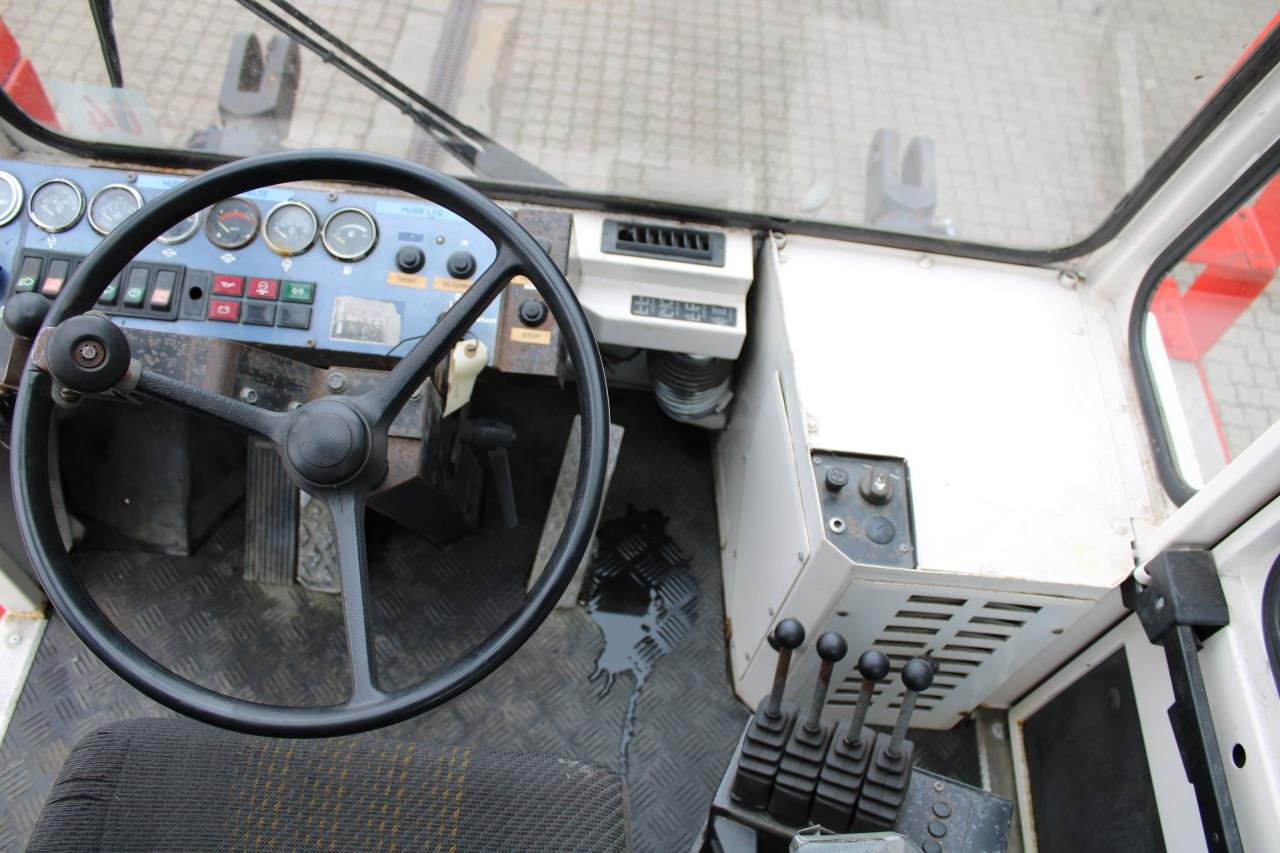 SveTruck 25120-42 - Dieselový vysokozdvižný vozík: obrázok 4 SveTruck 25120-42 - Dieselový vysokozdvižný vozík: obrázok 4