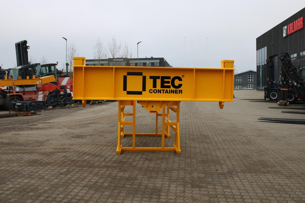Tec Container 20" WITH DOUBLE-HOOK - Prístavné zariadenie: obrázok 2 Tec Container 20" WITH DOUBLE-HOOK - Prístavné zariadenie: obrázok 2