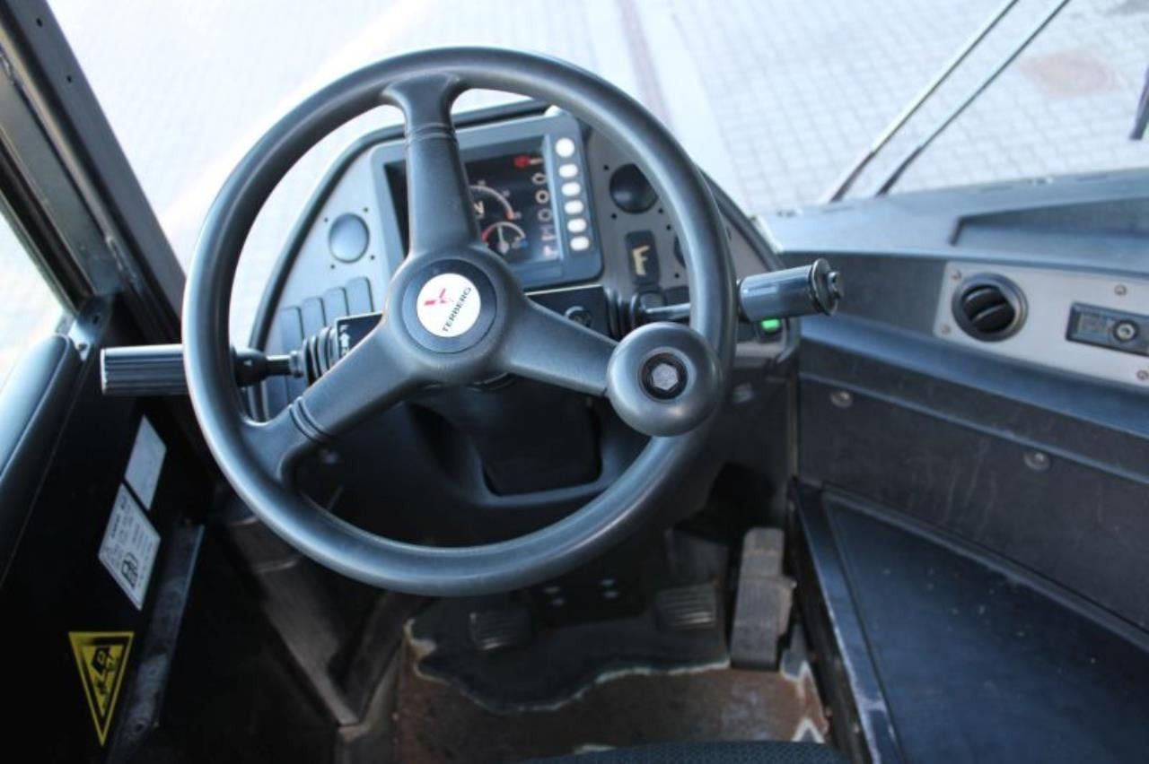 Terberg RT223 - Terminálový ťahač: obrázok 4 Terberg RT223 - Terminálový ťahač: obrázok 4