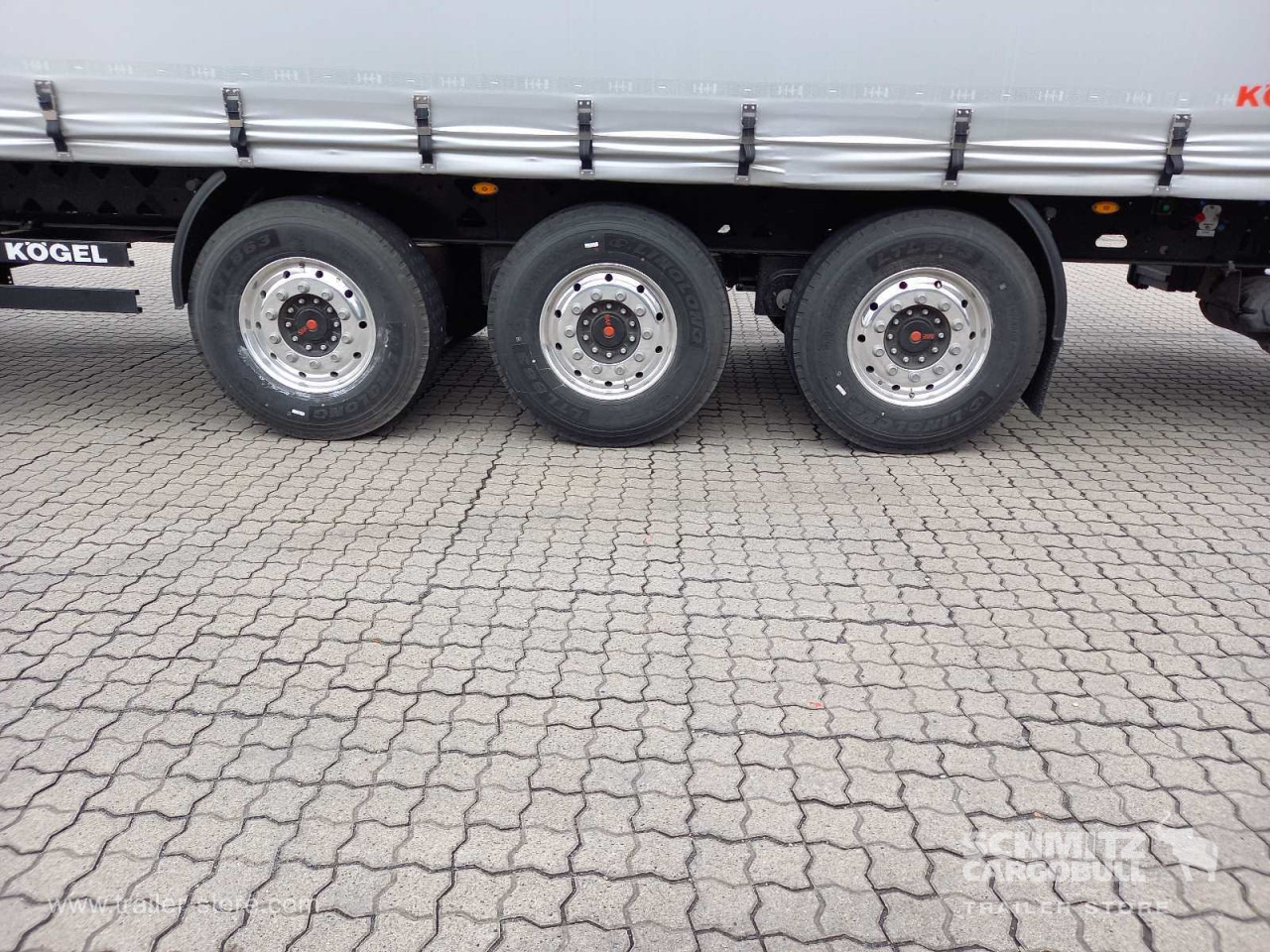 KOEGEL Auflieger Curtainsider Coil - Plachtový náves: obrázok 5 KOEGEL Auflieger Curtainsider Coil - Plachtový náves: obrázok 5