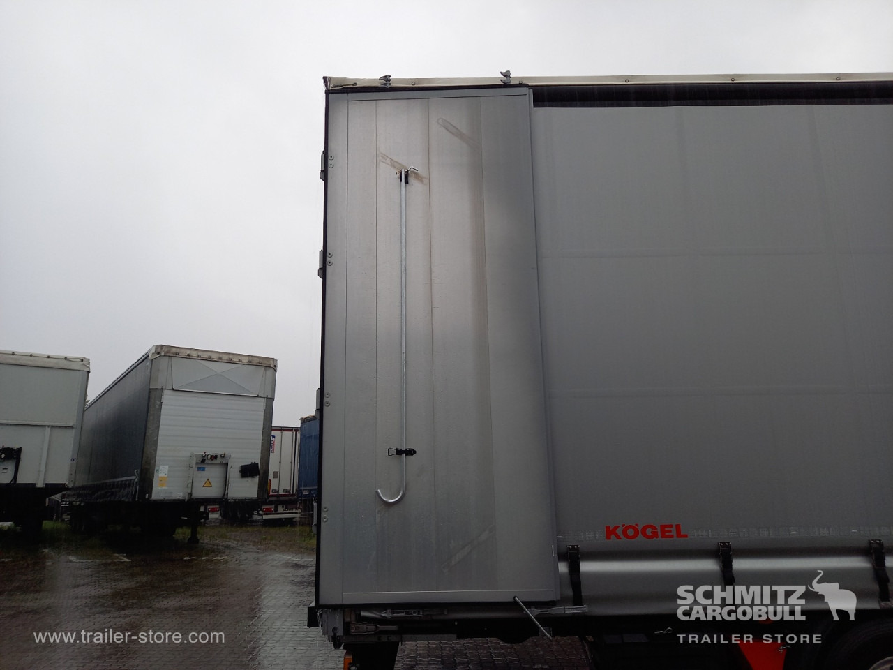 KOEGEL Auflieger Curtainsider Mega - Plachtový náves: obrázok 4 KOEGEL Auflieger Curtainsider Mega - Plachtový náves: obrázok 4