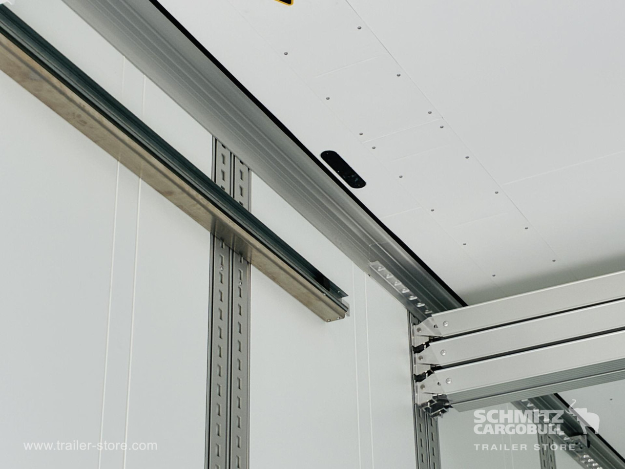 SCHMITZ Auflieger Tiefkühler Standard Double deck - Náves izotermické: obrázok 4 SCHMITZ Auflieger Tiefkühler Standard Double deck - Náves izotermické: obrázok 4