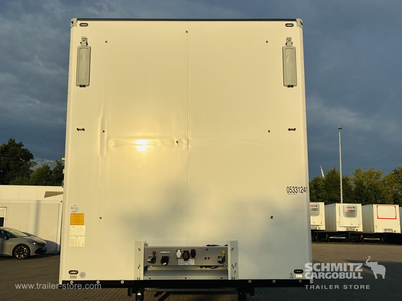 SCHMITZ Auflieger Tiefkühler Standard Double deck - Náves izotermické: obrázok 2 SCHMITZ Auflieger Tiefkühler Standard Double deck - Náves izotermické: obrázok 2