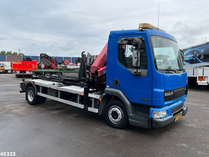 DAF FA 45 LF 180 HMF 7 Tonmeter laadkraan - Hákový nosič kontajnerov, Auto s hydraulickou rukou: obrázok 3 DAF FA 45 LF 180 HMF 7 Tonmeter laadkraan - Hákový nosič kontajnerov, Auto s hydraulickou rukou: obrázok 3