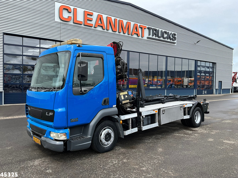 DAF FA 45 LF 180 HMF 7 Tonmeter laadkraan - Hákový nosič kontajnerov, Auto s hydraulickou rukou: obrázok 2 DAF FA 45 LF 180 HMF 7 Tonmeter laadkraan - Hákový nosič kontajnerov, Auto s hydraulickou rukou: obrázok 2