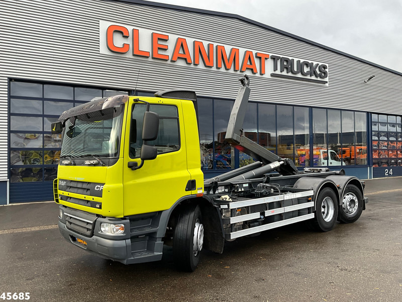 DAF FAN 75 CF 310 VDL 21 Ton haakarmsysteem - Hákový nosič kontajnerov: obrázok 1 DAF FAN 75 CF 310 VDL 21 Ton haakarmsysteem - Hákový nosič kontajnerov: obrázok 1