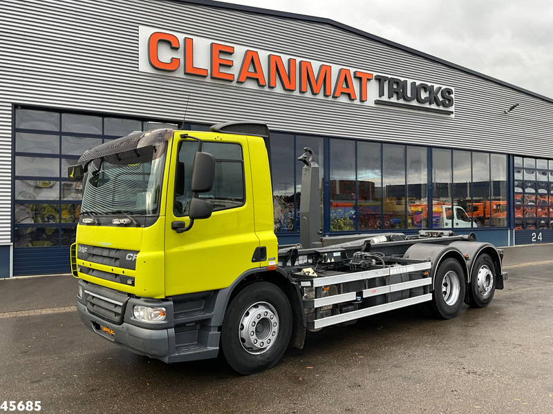 DAF FAN 75 CF 310 VDL 21 Ton haakarmsysteem - Hákový nosič kontajnerov: obrázok 2 DAF FAN 75 CF 310 VDL 21 Ton haakarmsysteem - Hákový nosič kontajnerov: obrázok 2