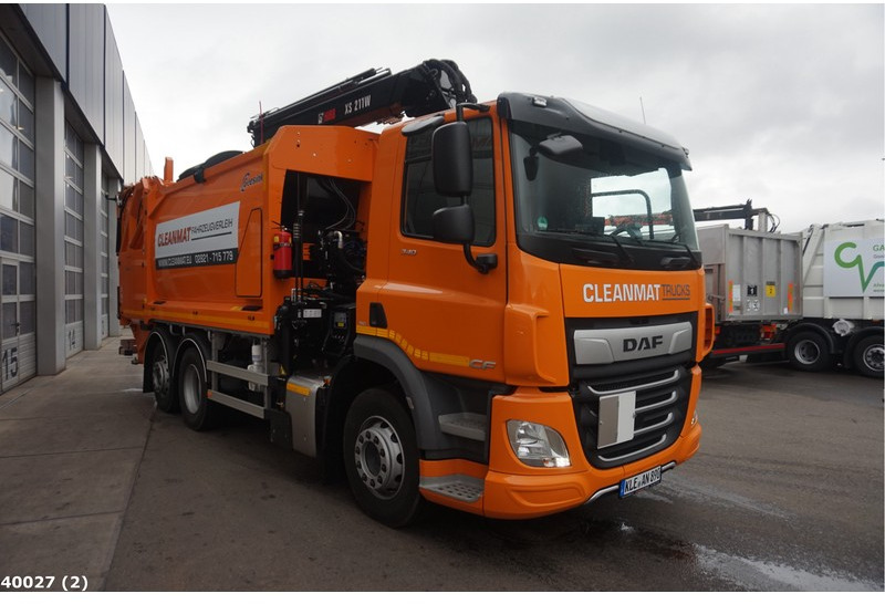 DAF FAN CF 340 Hiab 21 ton/meter laadkraan - Auto na odvoz odpadu: obrázok 4 DAF FAN CF 340 Hiab 21 ton/meter laadkraan - Auto na odvoz odpadu: obrázok 4