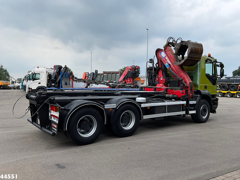 Iveco AD260T41 6x4 HMF 16 Tonmeter Z-kraan - Nákladne vozidlo - káblový systém, Auto s hydraulickou rukou: obrázok 5 Iveco AD260T41 6x4 HMF 16 Tonmeter Z-kraan - Nákladne vozidlo - káblový systém, Auto s hydraulickou rukou: obrázok 5