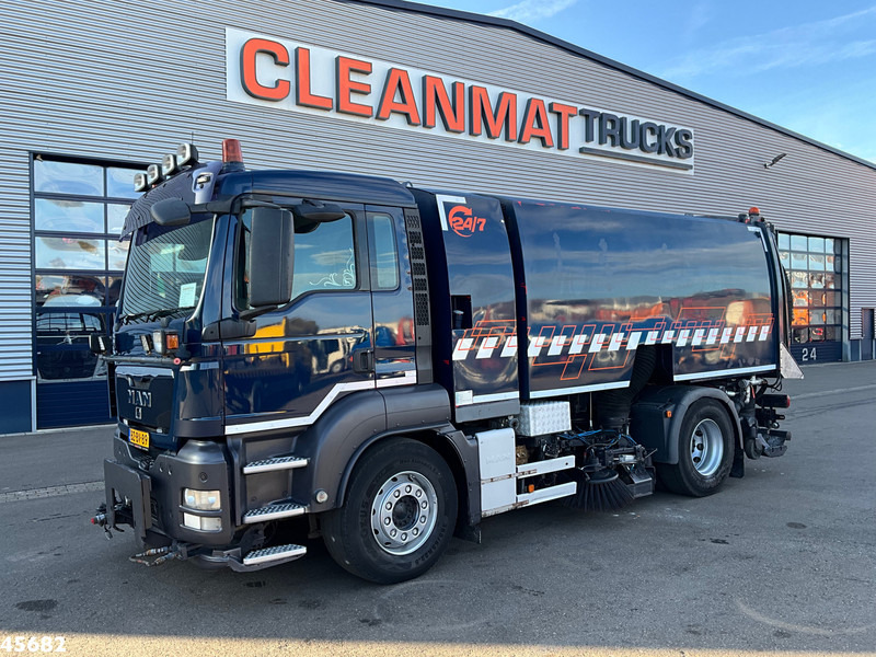 MAN TGS 18.320 Manual Gearbox Brock Wegdekreinger links en rechtsvegend! - Zametacie vozidlo: obrázok 5 MAN TGS 18.320 Manual Gearbox Brock Wegdekreinger links en rechtsvegend! - Zametacie vozidlo: obrázok 5