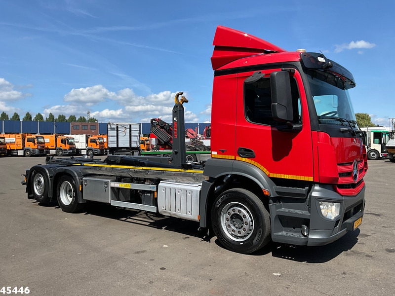 Mercedes-Benz Antos 2543 Euro 6 Multilift 26 Ton haakarmsysteem - Hákový nosič kontajnerov: obrázok 3 Mercedes-Benz Antos 2543 Euro 6 Multilift 26 Ton haakarmsysteem - Hákový nosič kontajnerov: obrázok 3