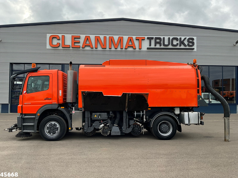 Mercedes-Benz Axor 1833 4x4 Schörling SORF Schienenreinigungs/Railway sweeper Just 38.680 Km! - Zametacie vozidlo: obrázok 1 Mercedes-Benz Axor 1833 4x4 Schörling SORF Schienenreinigungs/Railway sweeper Just 38.680 Km! - Zametacie vozidlo: obrázok 1