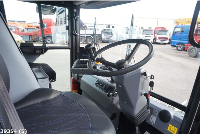 Ravo 560 STH met 3-de borstel - Zametacie vozidlo: obrázok 5 Ravo 560 STH met 3-de borstel - Zametacie vozidlo: obrázok 5