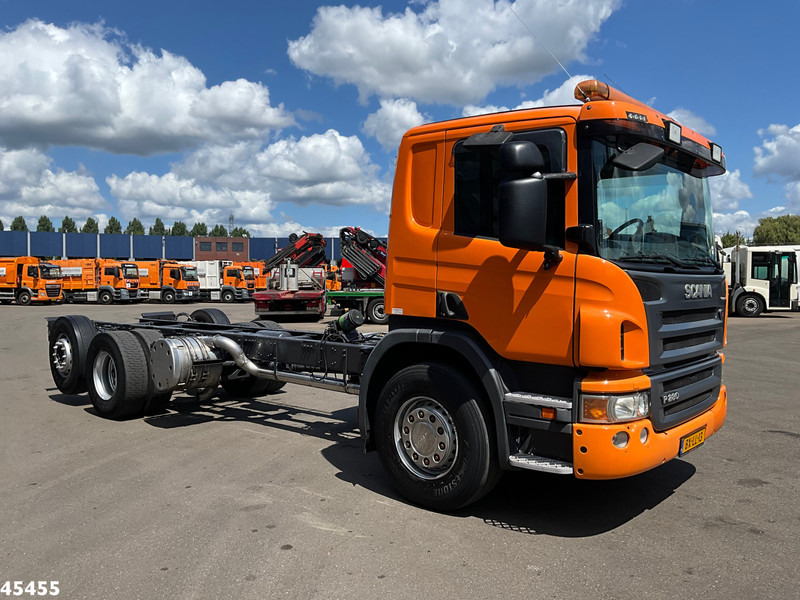 Scania P 280 6x2 Chassis Cabine with PTO Just 218.646 km! - Podvozek s kabinou: obrázok 5 Scania P 280 6x2 Chassis Cabine with PTO Just 218.646 km! - Podvozek s kabinou: obrázok 5