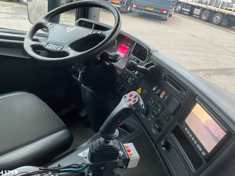 Scania P 360 8x2 Hiab 21 Tonmeter laadkraan - Hákový nosič kontajnerov, Auto s hydraulickou rukou: obrázok 4 Scania P 360 8x2 Hiab 21 Tonmeter laadkraan - Hákový nosič kontajnerov, Auto s hydraulickou rukou: obrázok 4