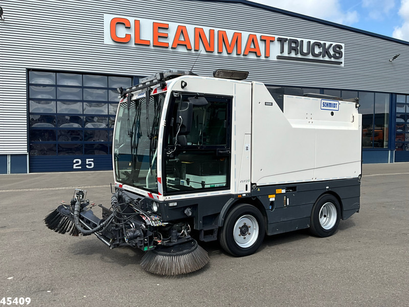 Schmidt Cleango 500 Compact Euro 6 with 3-rd brush - Zametacie vozidlo: obrázok 2 Schmidt Cleango 500 Compact Euro 6 with 3-rd brush - Zametacie vozidlo: obrázok 2