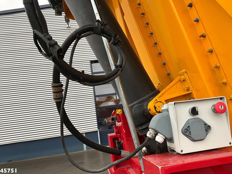 DAF FTG XF 530 6x2 Euro 6 ZF Intarder Kiphydrauliek + OVA 2-assige kipoplegger 32m³ - Ťahač: obrázok 5 DAF FTG XF 530 6x2 Euro 6 ZF Intarder Kiphydrauliek + OVA 2-assige kipoplegger 32m³ - Ťahač: obrázok 5