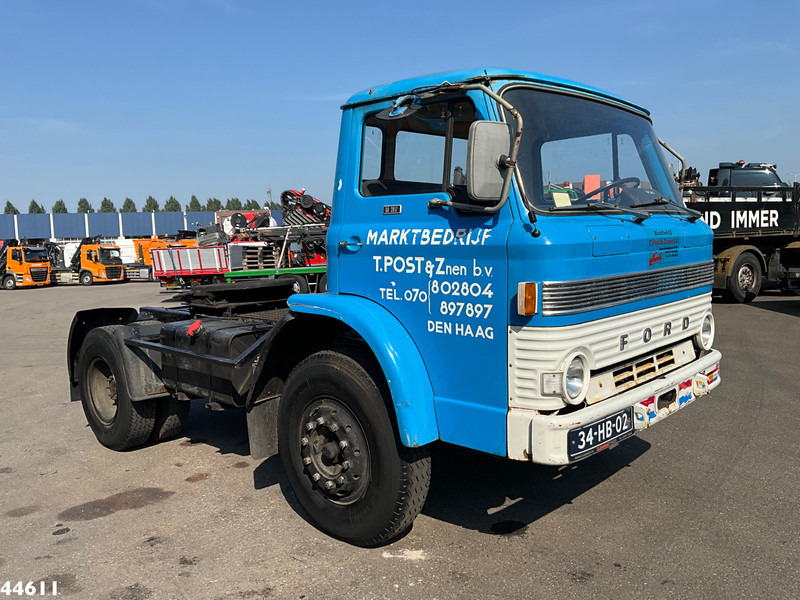 Ford DA 2817 - Ťahač: obrázok 2 Ford DA 2817 - Ťahač: obrázok 2