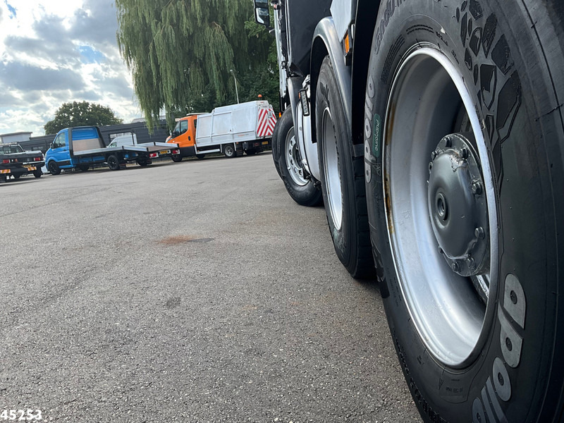 Ťahač Mercedes-Benz Arocs 3253 8x4 Hiab 105 Tonmeter laadkraan: obrázok 18