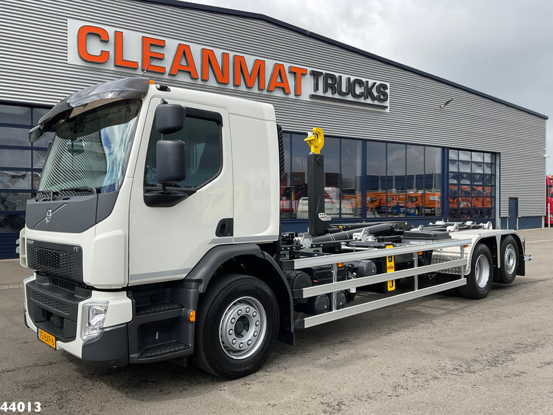 Volvo FE 350 6x2 Hyvalift 26 Ton haakarmsysteem NEW AND UNUSED! - Hákový nosič kontajnerov: obrázok 2 Volvo FE 350 6x2 Hyvalift 26 Ton haakarmsysteem NEW AND UNUSED! - Hákový nosič kontajnerov: obrázok 2