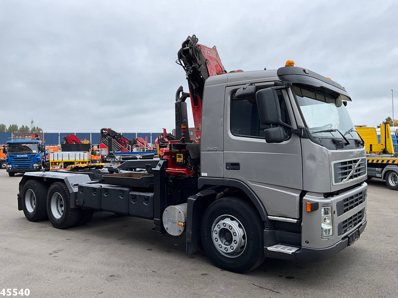 Volvo FM 340 6x4 Fassi 19 Tonmeter laadkraan - Hákový nosič kontajnerov, Auto s hydraulickou rukou: obrázok 5 Volvo FM 340 6x4 Fassi 19 Tonmeter laadkraan - Hákový nosič kontajnerov, Auto s hydraulickou rukou: obrázok 5