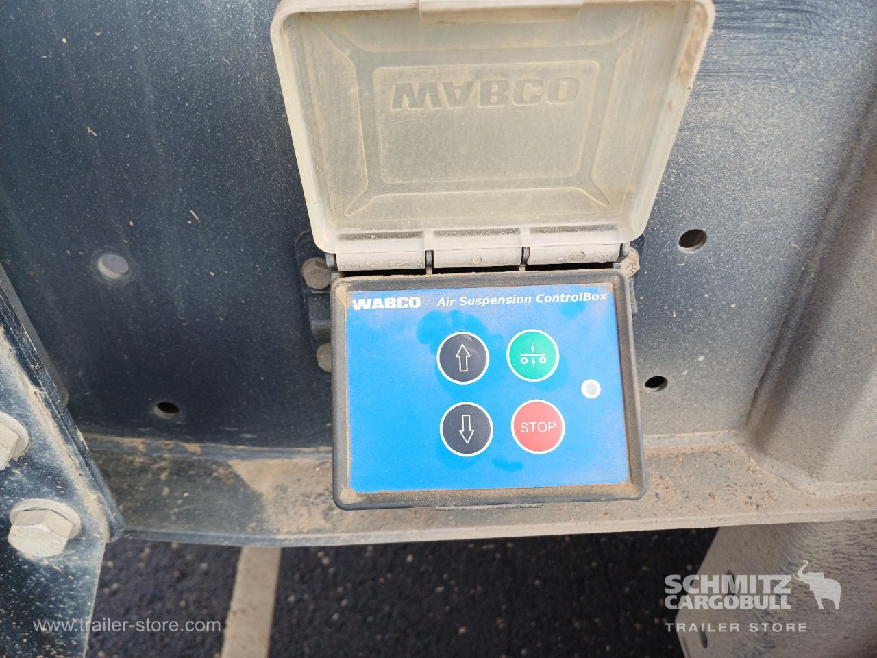 LANGENDORF Auflieger Kipper Stahlrundmulde 24m³ - Náves sklápěcí: obrázok 4 LANGENDORF Auflieger Kipper Stahlrundmulde 24m³ - Náves sklápěcí: obrázok 4