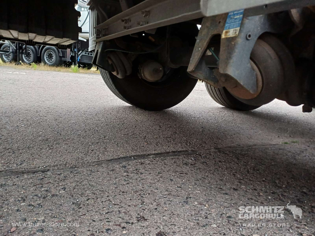 SCHMITZ Auflieger Curtainsider Standard Forklift holder - Plachtový náves: obrázok 5 SCHMITZ Auflieger Curtainsider Standard Forklift holder - Plachtový náves: obrázok 5