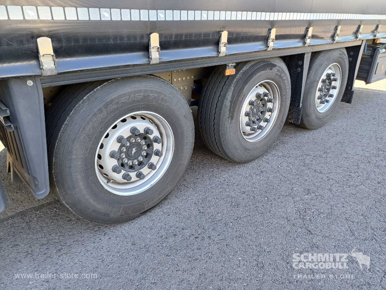 SCHMITZ Auflieger Curtainsider Standard - Plachtový náves: obrázok 5 SCHMITZ Auflieger Curtainsider Standard - Plachtový náves: obrázok 5