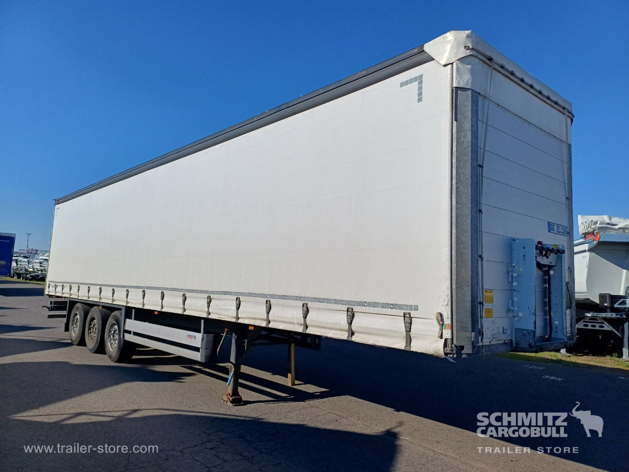 SCHMITZ Auflieger Curtainsider Standard - Plachtový náves: obrázok 1 SCHMITZ Auflieger Curtainsider Standard - Plachtový náves: obrázok 1