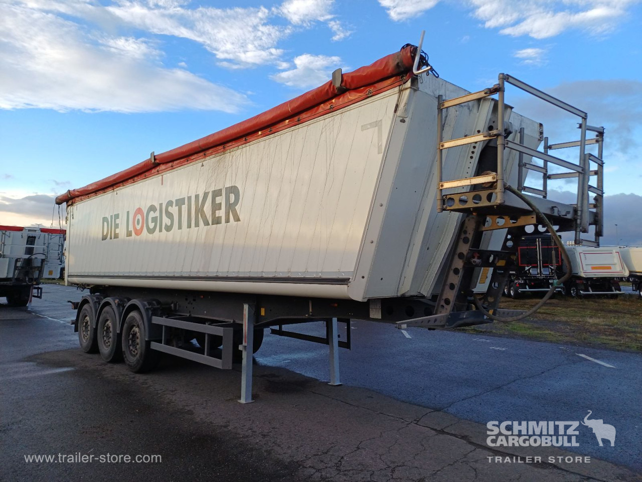SCHMITZ Auflieger Kipper Alukastenmulde 44m³ - Náves sklápěcí: obrázok 1 SCHMITZ Auflieger Kipper Alukastenmulde 44m³ - Náves sklápěcí: obrázok 1