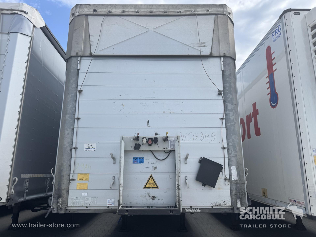 SCHMITZ Curtainsider Mega - Plachtový náves: obrázok 3 SCHMITZ Curtainsider Mega - Plachtový náves: obrázok 3